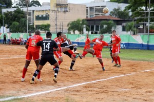 Rodada de 12 gols inaugura a Copa Barcelona de futebol amador em São Caetano