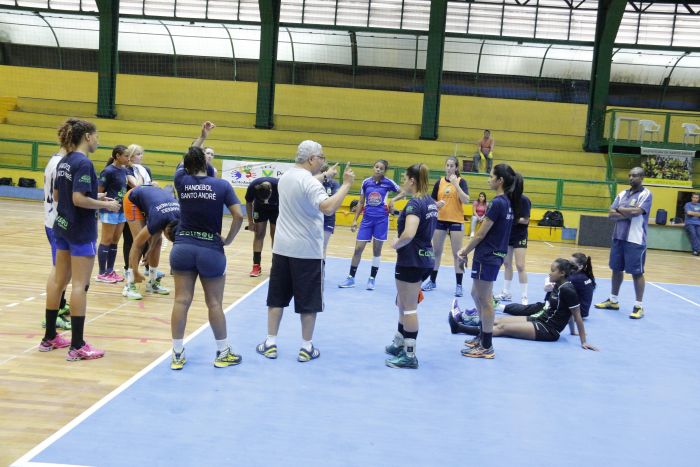 Pela Liga de Handebol, atletas  andreenses viajam ao Espírito Santo