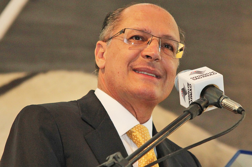 Alckmin é reeleito governador de São Paulo em 1º turno