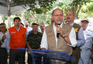  Alckmin anunciou pagamento de diária extra para trabalho voluntário de agentes municipais aos sábados